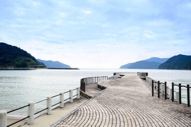 calm beach of Mikisato