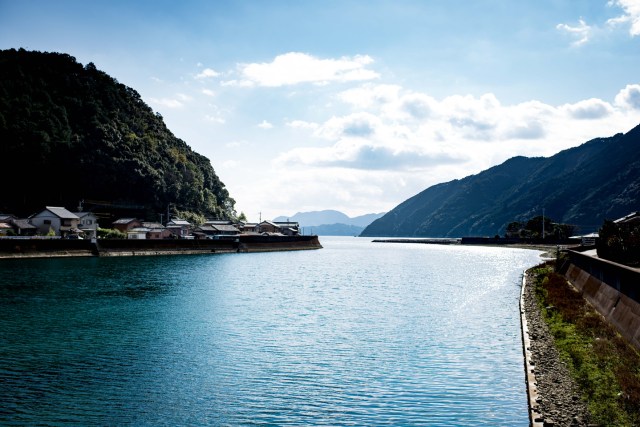 the river that feeds the watarigaki oyster beds.