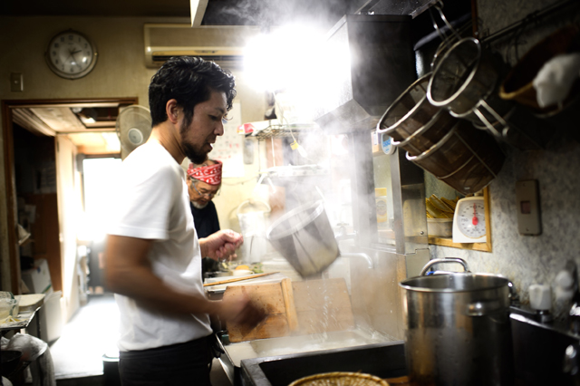 boiling the noodles