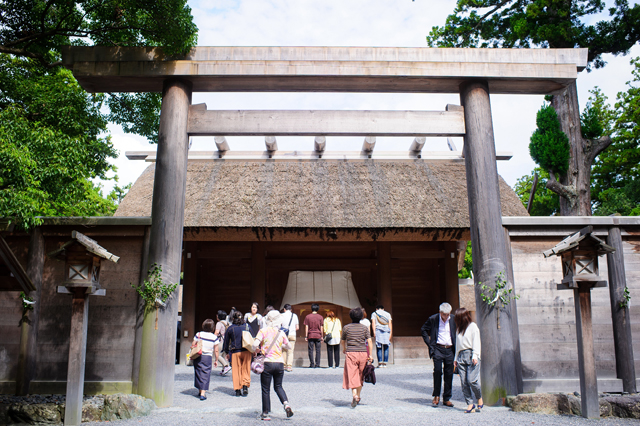 衣食住、広くは産業の神である豊受大御神が祀られている伊勢神宮外宮。