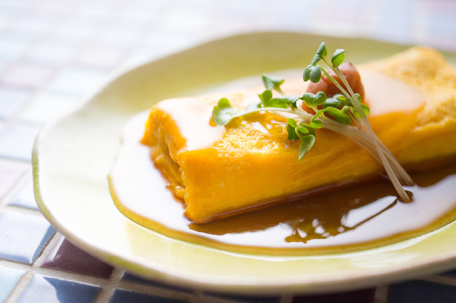 Sweet and sour starchy dressed rolled Japanese-style omelette